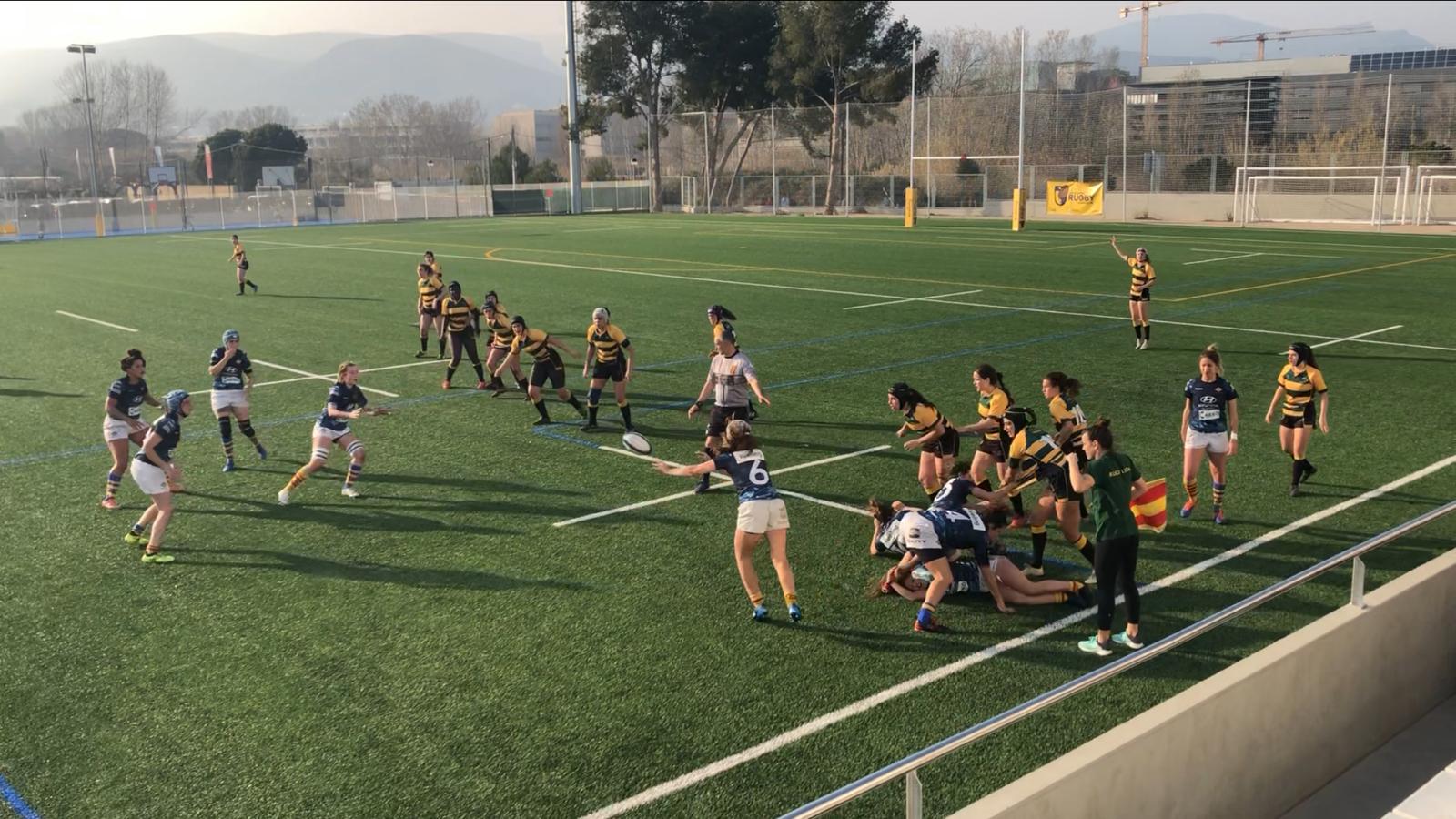 tercera victoria consecutiva de CRUC-UES femenino frente a INEF Lleida