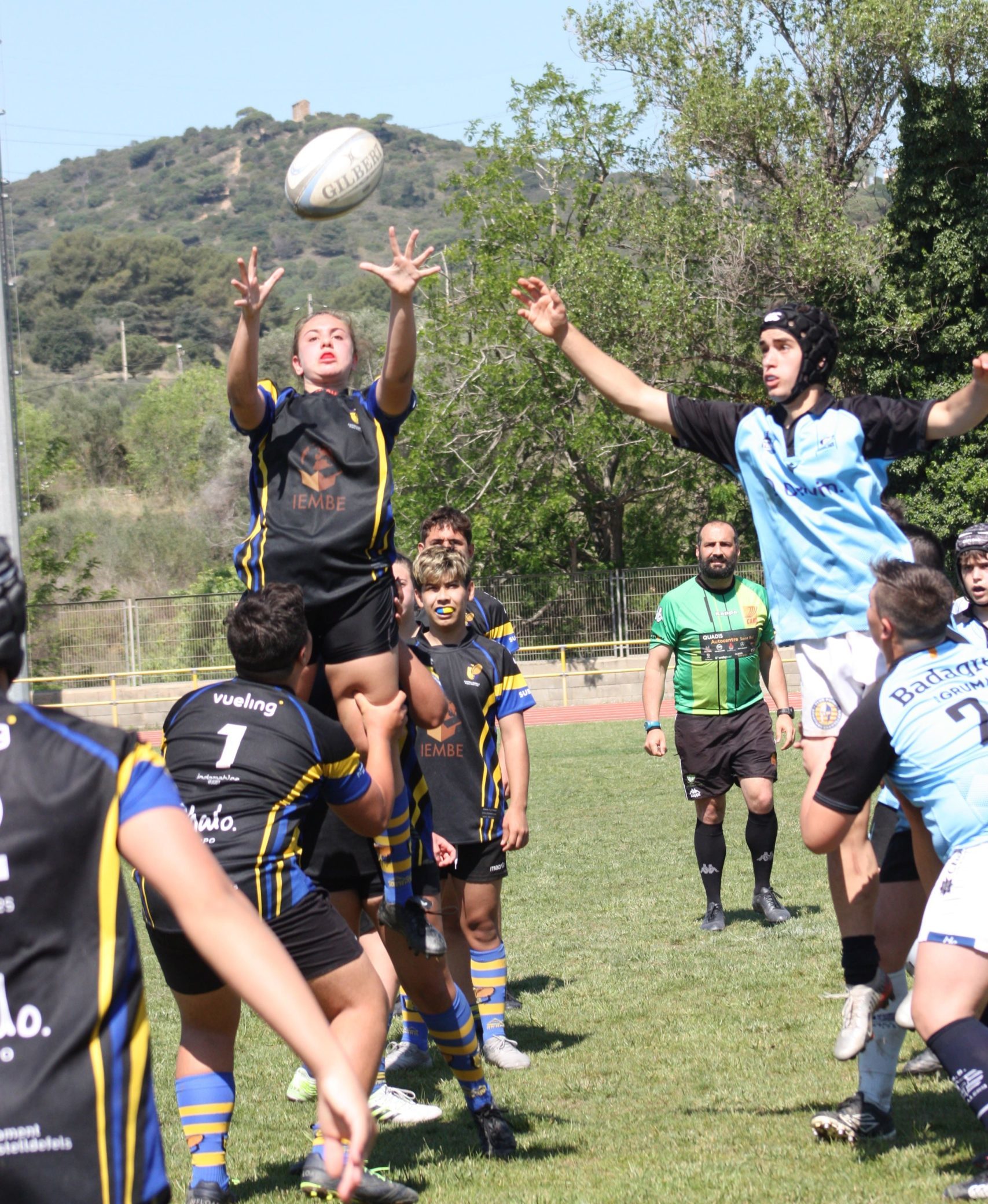 derrota del CRUC sub 16 en el campo del Badalona