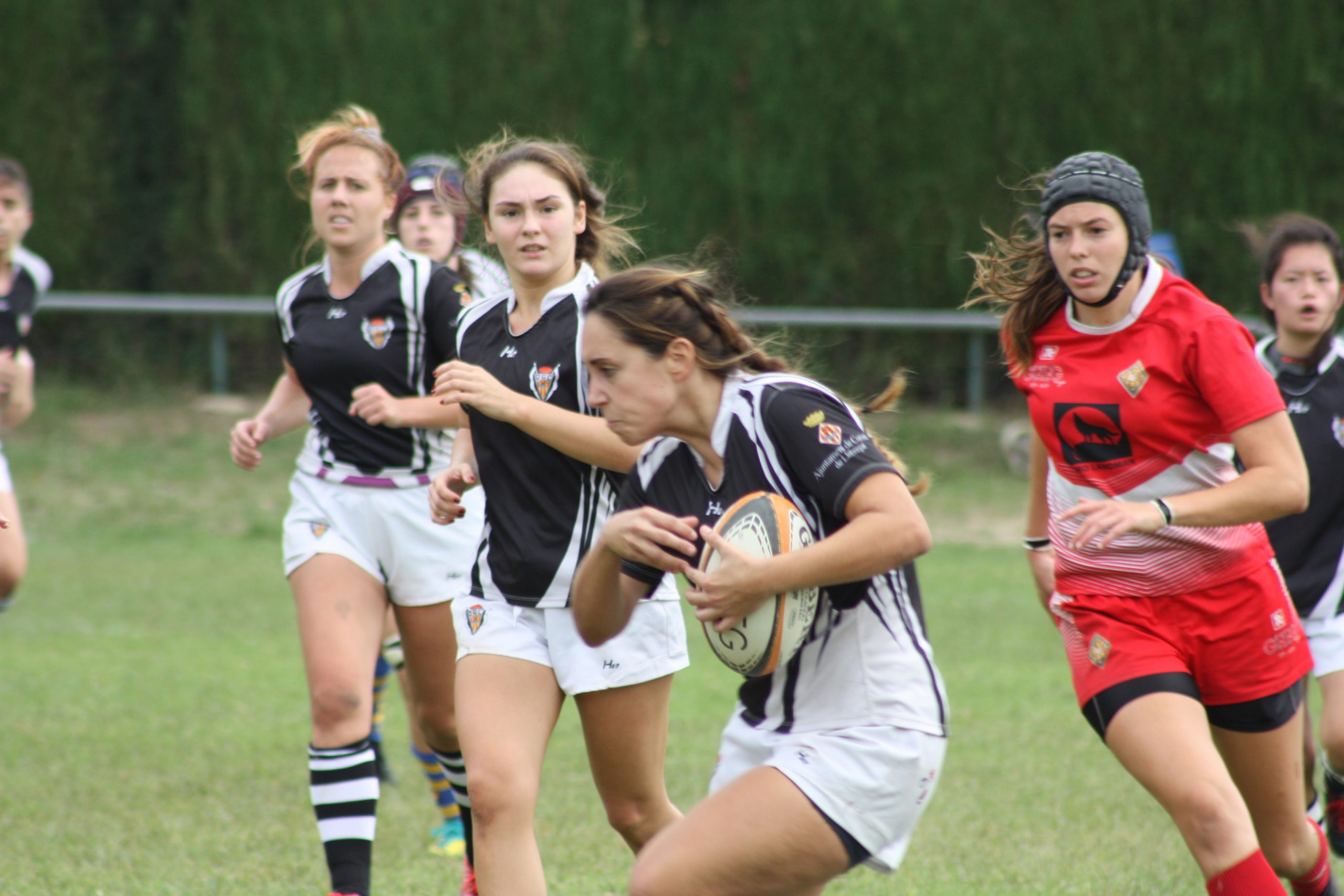 partido girona vs CRUC Cornella, en el torneo previo de la DHC senior femenino